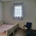 Old Town Center 2+2 شقة سراييفو